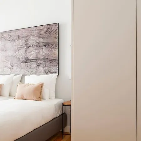 With Stunning Views In Alfama شقة