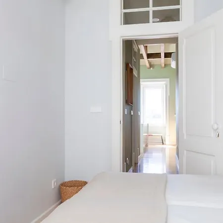 شقة With Stunning Views In Alfama *